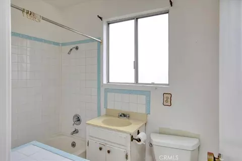 Bath - 550 Worcester Dr, Cambria, CA 93428 photo 4 of 4