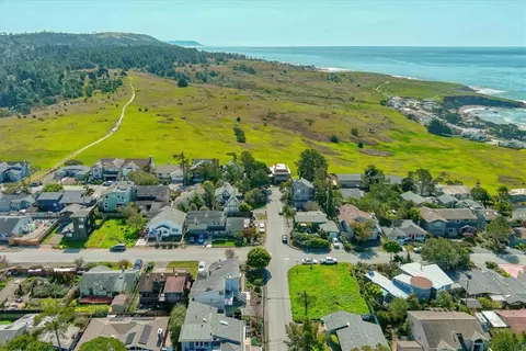 View/Area - 550 Worcester Dr, Cambria, CA 93428 photo 3 of 3