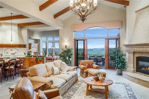 5475 Mira Estrella Ct, San Luis Obispo, CA 93401