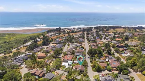 View/Area - 490 Warwick St, Cambria, CA 93428 photo 4 of 7