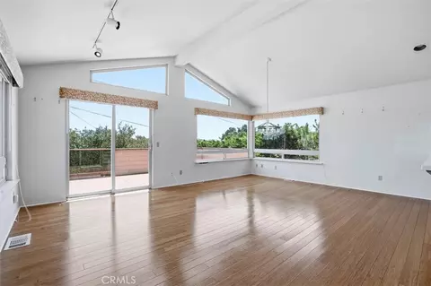 Living - 490 Warwick St, Cambria, CA 93428 photo 3 of 10