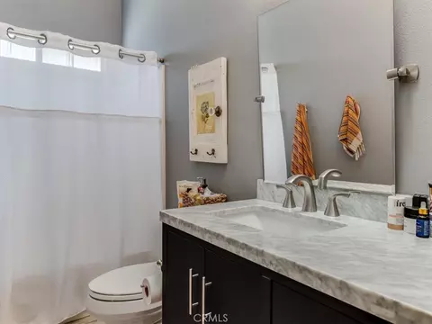 Bath - 516 Sacagawea Ct, Paso Robles, CA 93446 photo 3 of 3