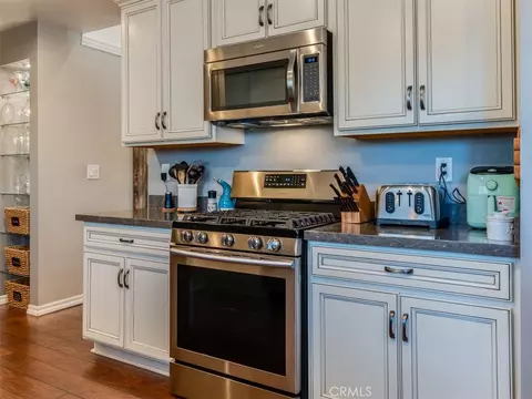 Kitchen - 516 Sacagawea Ct, Paso Robles, CA 93446 photo 7 of 9