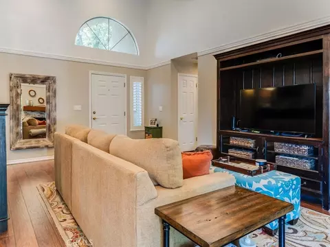 Living - 516 Sacagawea Ct, Paso Robles, CA 93446 photo 1 of 5