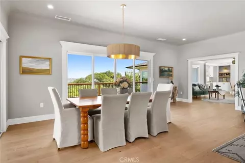 Dining - 1026 Merry Hill Rd, Paso Robles, CA 93446 photo 1 of 2