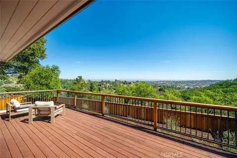 Exterior - 1026 Merry Hill Rd, Paso Robles, CA 93446 photo 4 of 18