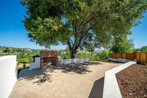 Exterior - 1026 Merry Hill Rd, Paso Robles, CA 93446 photo 17 of 18
