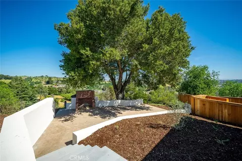 Exterior - 1026 Merry Hill Rd, Paso Robles, CA 93446 photo 16 of 18