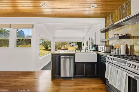 Kitchen - 471 Mitchell, Los Osos, CA 93402 photo 3 of 3