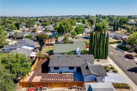 View/Area - 921 Player Ln, Paso Robles, CA 93446 photo 5 of 10