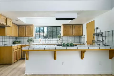 Kitchen - 921 Player Ln, Paso Robles, CA 93446 photo 2 of 2