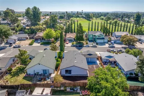 View/Area - 921 Player Ln, Paso Robles, CA 93446 photo 2 of 10