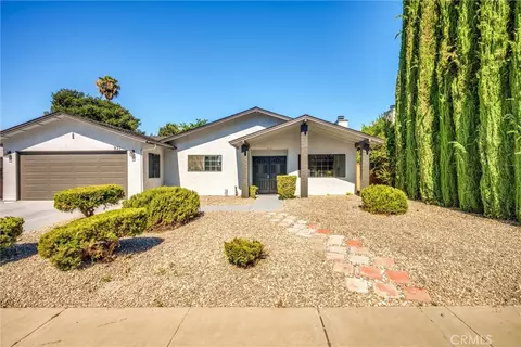 Exterior - 921 Player Ln, Paso Robles, CA 93446 photo 4 of 9