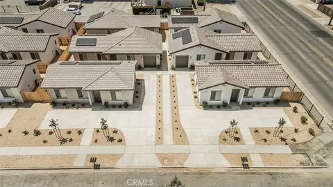 2365 N Arthur Ave, Fresno, CA 93705