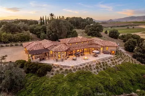 2350 Camino Edna, San Luis Obispo, CA 93401