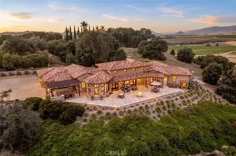 2350 Camino Edna, San Luis Obispo, CA 93401