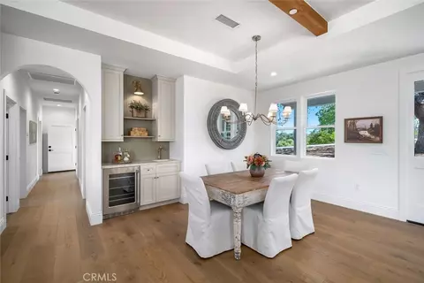 Dining - 1006 Merry Hill Rd, Paso Robles, CA 93446 photo 2 of 2