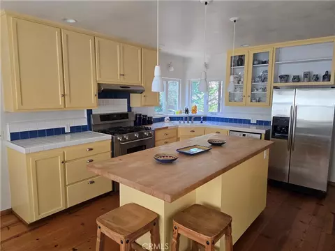 2300 Pineridge Dr, Cambria, CA 93428 photo 3