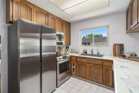 Kitchen - 126 Flag Way #B, Paso Robles, CA 93446 photo 2 of 4