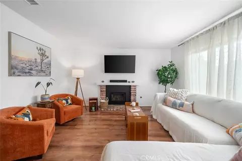 Living - 126 Flag Way #B, Paso Robles, CA 93446 photo 2 of 3