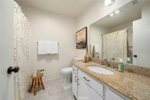 Bath - 126 Flag Way #B, Paso Robles, CA 93446 photo 1 of 5