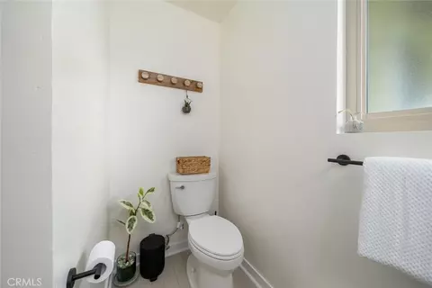 Bath - 126 Flag Way #B, Paso Robles, CA 93446 photo 5 of 5