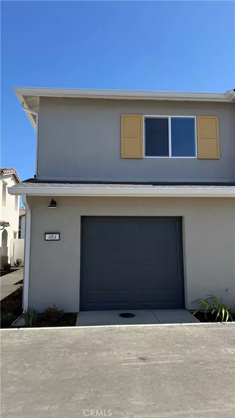 484 Live Oak Rd, Lompoc, CA 93436