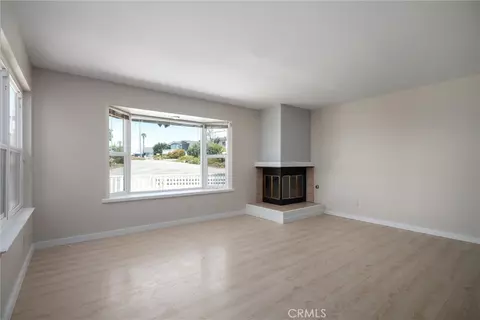 Living - 96 24th St, Cayucos, CA 93430 photo 3 of 5
