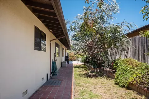 Exterior - 182 Luzon St, Morro Bay, CA 93442 photo 6 of 14