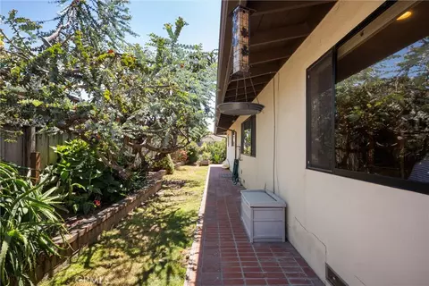 Exterior - 182 Luzon St, Morro Bay, CA 93442 photo 7 of 14