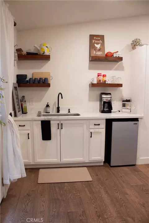 Kitchen - 1485 Godell St, Templeton, CA 93465 photo 7 of 7