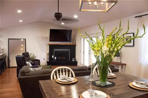 Dining - 1485 Godell St, Templeton, CA 93465 photo 2 of 3