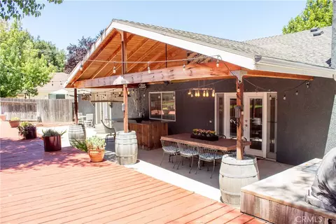 Exterior - 1485 Godell St, Templeton, CA 93465 photo 8 of 10