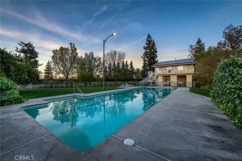 Exterior - 5648 E Dinuba, Fowler, CA 93625 photo 6 of 17