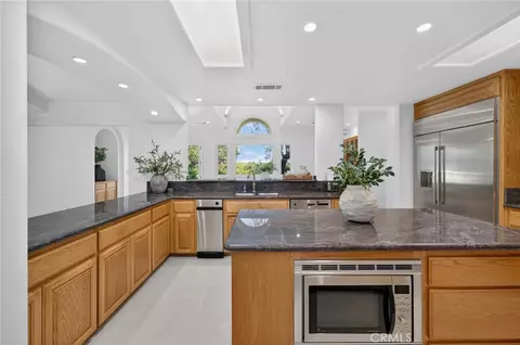 Kitchen - 5648 E Dinuba, Fowler, CA 93625 photo 2 of 5