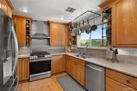 Kitchen - 1958 Green Brook Ln, Paso Robles, CA 93446 photo 1 of 6