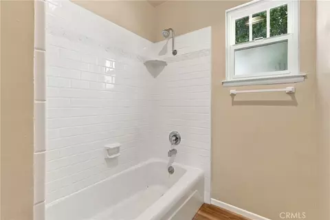 Bath - 2925 Oak, Paso Robles, CA 93446 photo 3 of 3