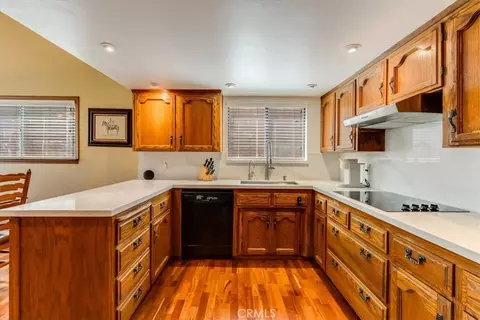 Kitchen - 930 Suffolk St, Cambria, CA 93428 photo 2 of 4