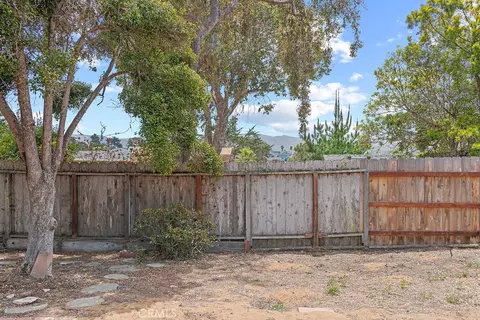 Exterior - 1545 6th St, Los Osos, CA 93402 photo 9 of 14