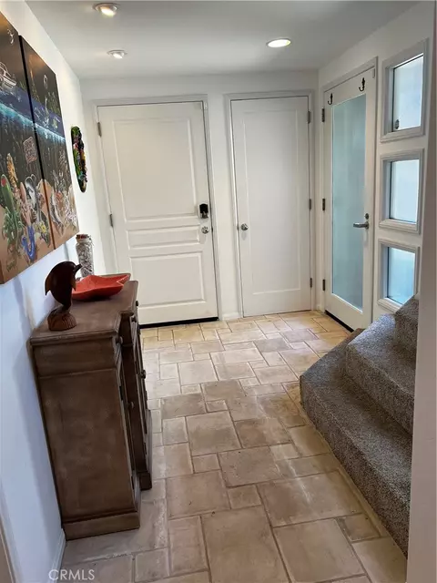 Entry Way - 212 Weymouth St, Cambria, CA 93428 photo 3 of 6