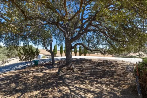 Exterior - 5750 Ground Squirrel Holw, Paso Robles, CA 93446 photo 5 of 8