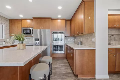 Kitchen - 998 Park Ave, Cayucos, CA 93430 photo 8 of 10