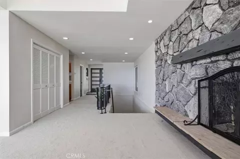 Entry Way - 998 Park Ave, Cayucos, CA 93430 photo 2 of 3