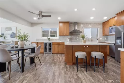 Kitchen - 998 Park Ave, Cayucos, CA 93430 photo 6 of 10