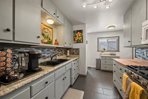 Kitchen - 1392 7th, Los Osos, CA 93402 photo 2 of 3