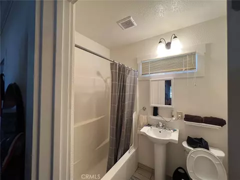 Bath - 245 17th, Paso Robles, CA 93446 photo 2 of 3