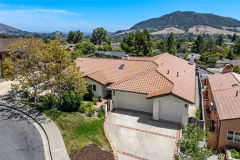 333 Twin Rdg, San Luis Obispo, CA 93405