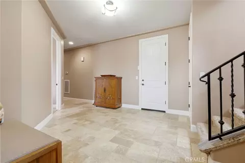 Entry Way - 336 Brighton Ave, Grover Beach, CA 93433 photo 3 of 7