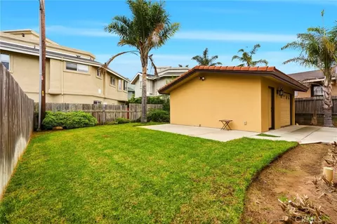 Exterior - 336 Brighton Ave, Grover Beach, CA 93433 photo 8 of 9