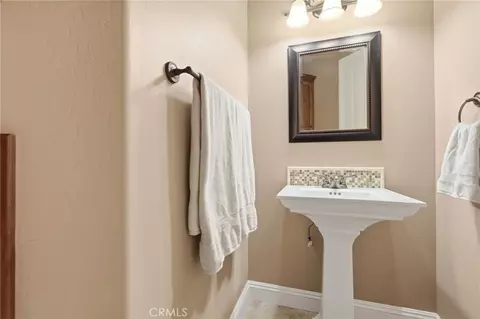 Bath - 336 Brighton Ave, Grover Beach, CA 93433 photo 2 of 6